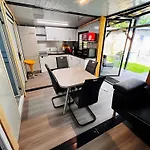 Prázdninový dům Tinyhaus 200